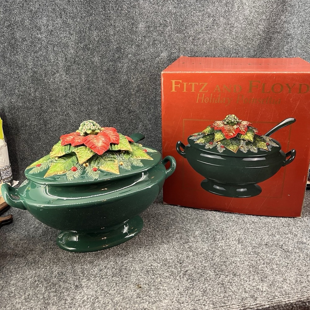 Fitz & Floyd Large Holiday Poinsettia Green Christmas Tureen & Ladle New Soup